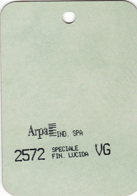 2572